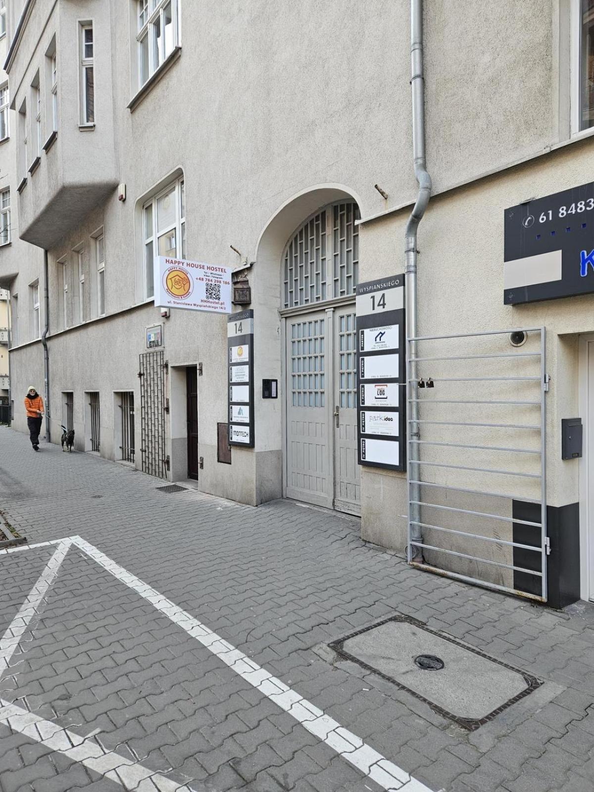 Happy House Hostel Poznań Exterior foto